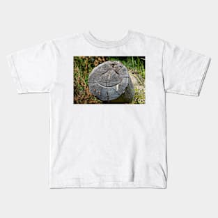 Smiley Log Kids T-Shirt